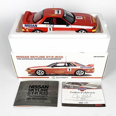 AUTOart 1992 Nissan Skyline GT-R R32 (930/1008) 1:18 Scale Model Car