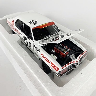 AUTOart Holden LC Torana GTR XU-1 (151/402) 1:18 Scale Model Car