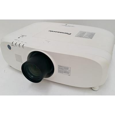Panasonic PT-EW640 LCD Projector