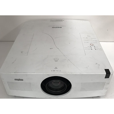 Sanyo PLC-WTC500L WXGA 3LCD Projector
