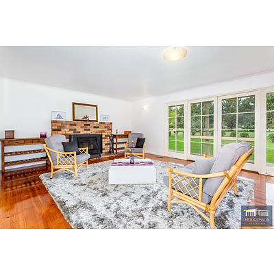 90 Hutchinson Place, Burra NSW 2620