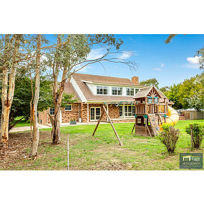 90 Hutchinson Place, Burra NSW 2620