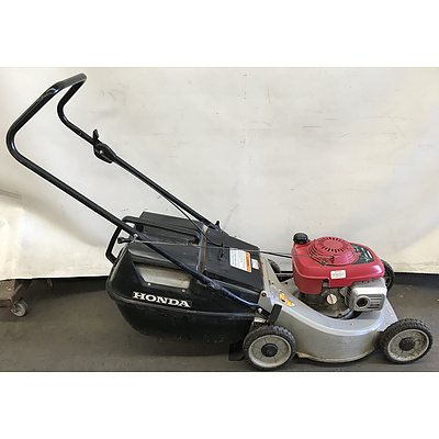 Honda 4 Stroke Lawn Mower