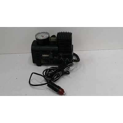 Small air compressor, cigarette lighter connection for inflating tyres