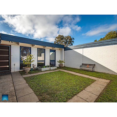16 Harrington Circuit, Kambah ACT 2902