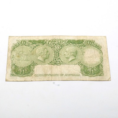 Commonwealth of Australia Coombs/Wilson One Pound Note HF44 367099