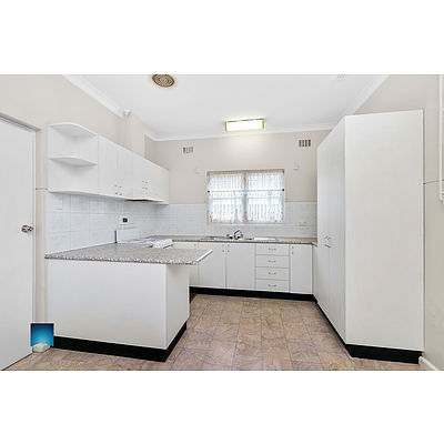 19 Crest Road, Queanbeyan NSW 2620