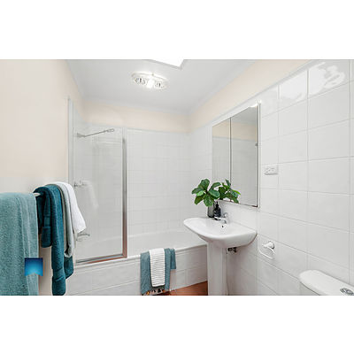 12/14 'Sherwood Gardens' Marr Street, Pearce ACT 2607