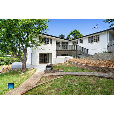 18 Maurice Place, Garran ACT 2605