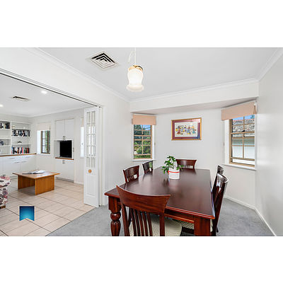 18 Maurice Place, Garran ACT 2605