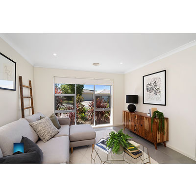 11 Edna Thompson Crescent, Casey ACT 2913