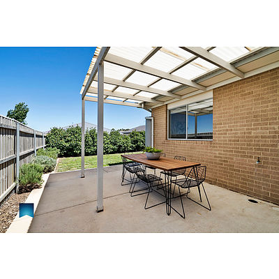 11 Edna Thompson Crescent, Casey ACT 2913