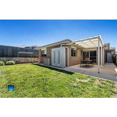 11 Edna Thompson Crescent, Casey ACT 2913
