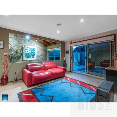 63 Girdlestone Circuit, Calwell ACT 2905