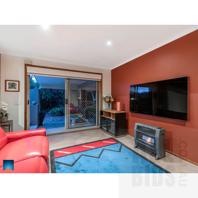 63 Girdlestone Circuit, Calwell ACT 2905