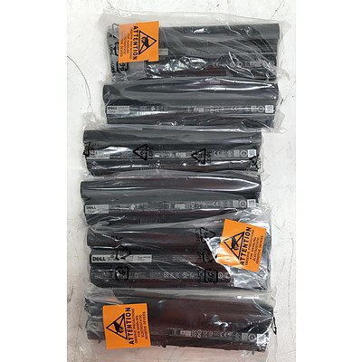 Dell Assorted Laptop Batteries - Lot of 18