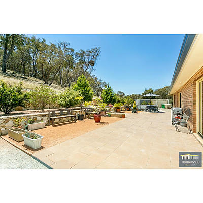 16 O'Malley Place, Googong NSW 2620