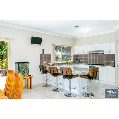 16 O'Malley Place, Googong NSW 2620