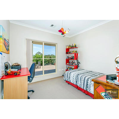 16 O'Malley Place, Googong NSW 2620