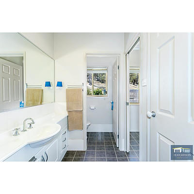 16 O'Malley Place, Googong NSW 2620