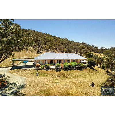 16 O'Malley Place, Googong NSW 2620