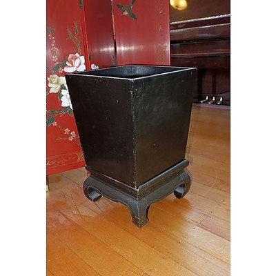 Chinese Black Lacquer Planter