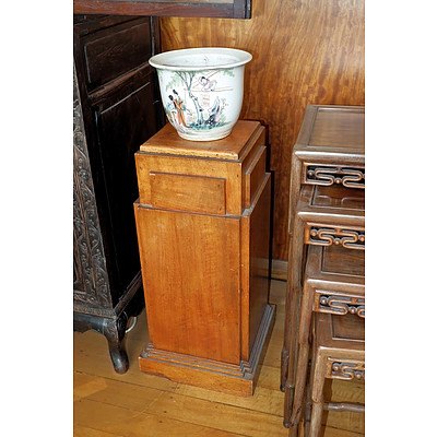 Maple Stepped Pedestal, Possibly Old Parliament House