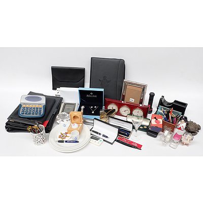 Gentleman's Lot including: RAAF Plates, RAAF Wine Glass, RAAF Egg Cup, RAAF Golf Ball, RAAF Binder Clocks and More