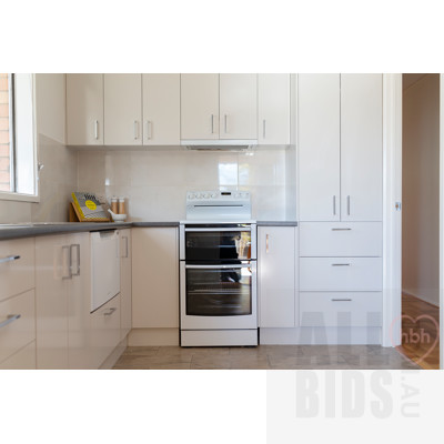 8 Bates Street, Dickson ACT 2602
