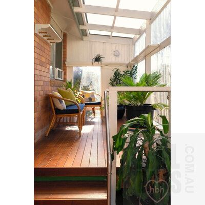 8 Bates Street, Dickson ACT 2602