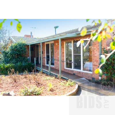 8 Bates Street, Dickson ACT 2602