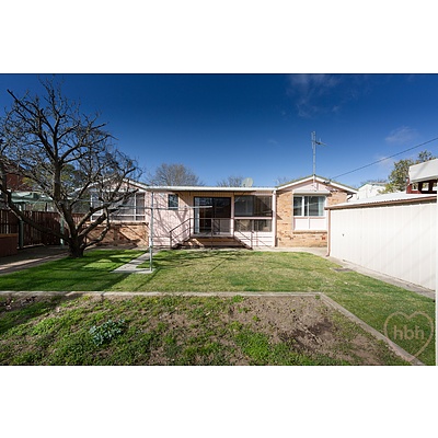 123 Majura Avenue, Dickson ACT 2602