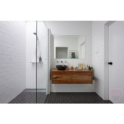 12 Donaldson Street, Braddon ACT 2612