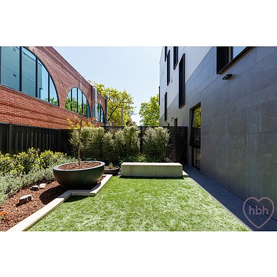 2/16 Elouera Street, Braddon ACT 2612