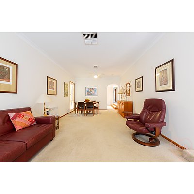8 Fristrom Crescent, Lyneham ACT 2602