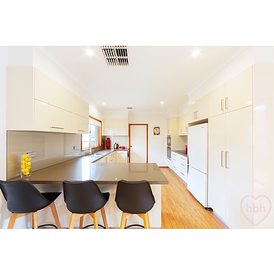 8 Fristrom Crescent, Lyneham ACT 2602