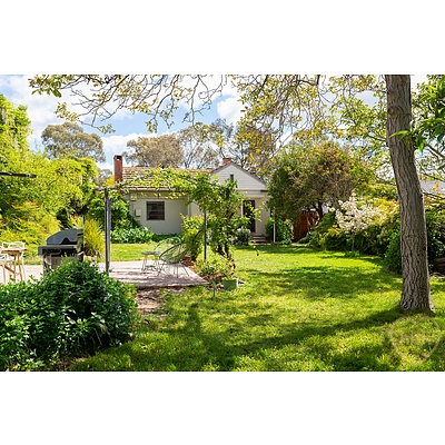 4 Ross Street, O'connor ACT 2602