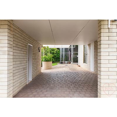 19 Mirning Crescent, Aranda ACT 2614