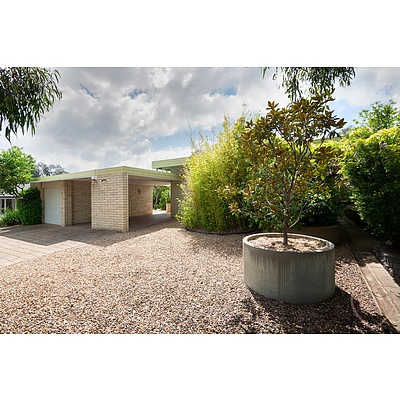 19 Mirning Crescent, Aranda ACT 2614