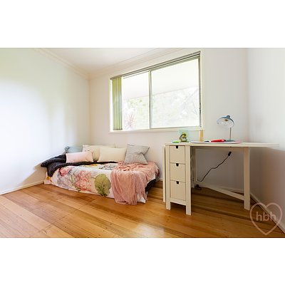 9 Macrobertson Street, Mawson ACT 2607