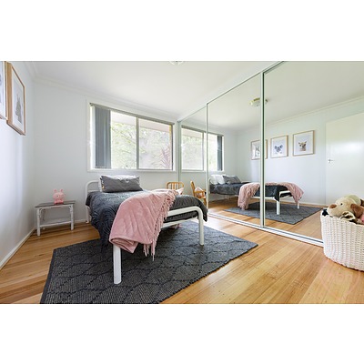 9 Macrobertson Street, Mawson ACT 2607