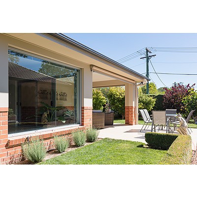 15 Howe Crescent, Ainslie ACT 2602