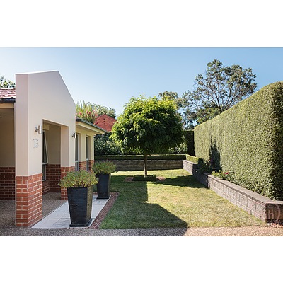 15 Howe Crescent, Ainslie ACT 2602