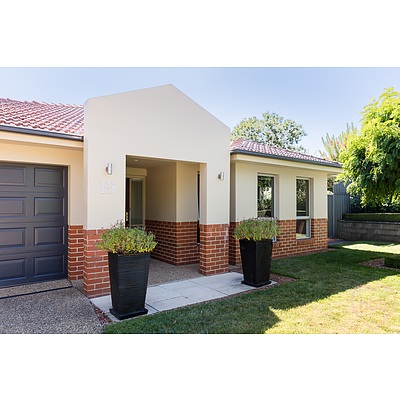 15 Howe Crescent, Ainslie ACT 2602