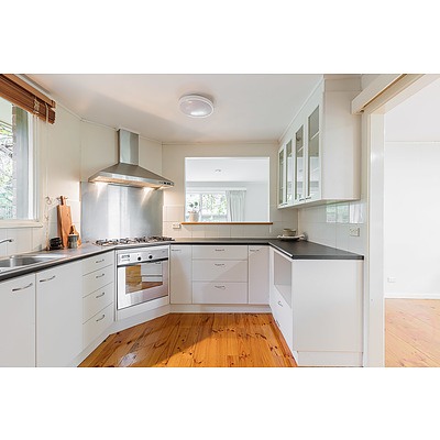 11 Lambert Street, Lyneham ACT 2602