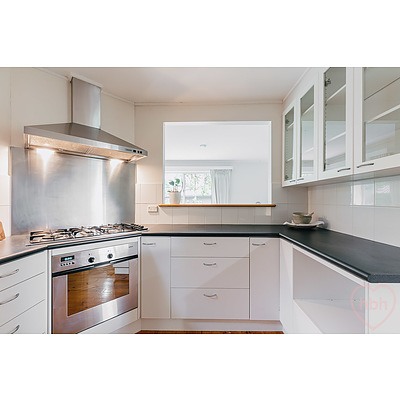 11 Lambert Street, Lyneham ACT 2602