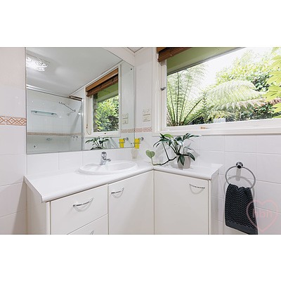 11 Lambert Street, Lyneham ACT 2602