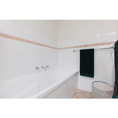 11 Lambert Street, Lyneham ACT 2602