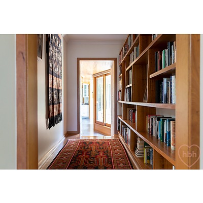7 Bayley Street, Narrabundah ACT 2604