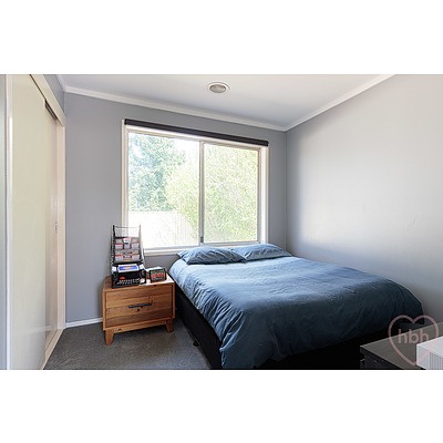 16 Knox Street, Watson ACT 2602